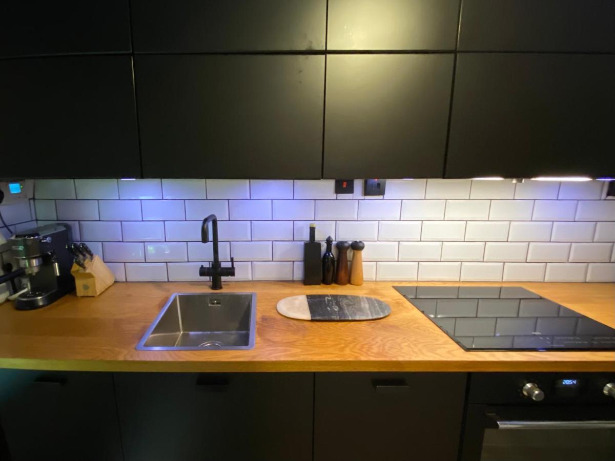 Centrally Located London Apartment Buitenkant foto